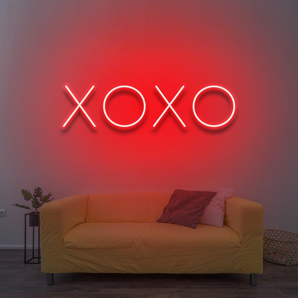 Vivid Red XOXO Love and Hugs LED Night Light Room outlet Wall Decor